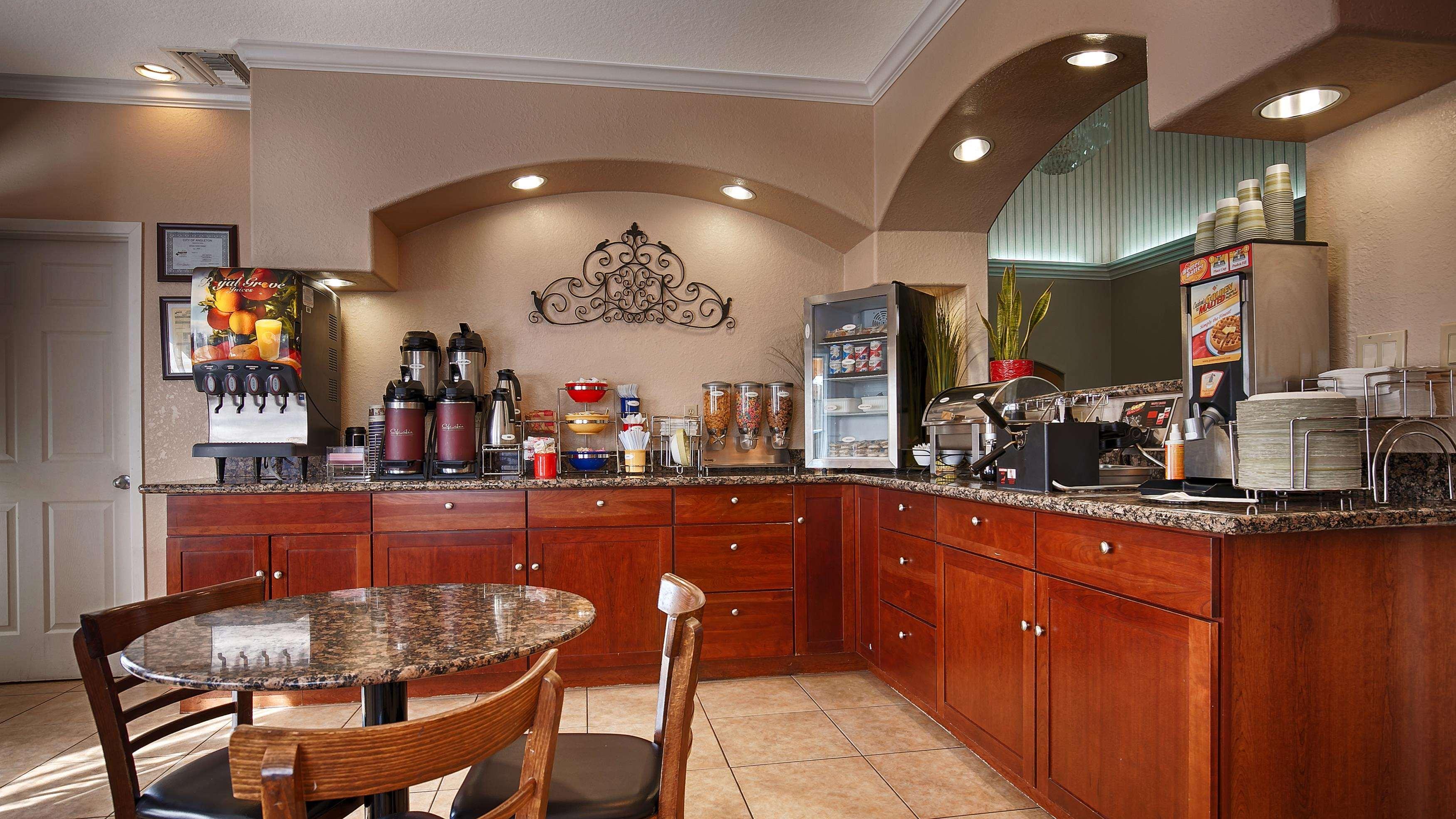 Best Western Angleton Inn Εξωτερικό φωτογραφία